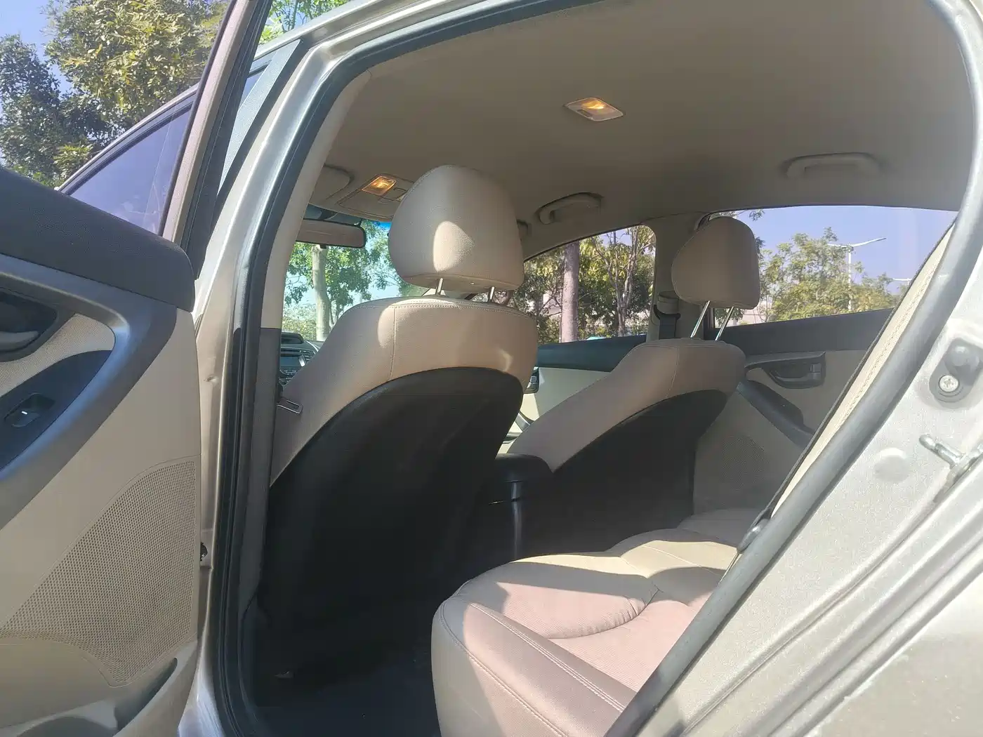 Hyundai Langdong 2016 1.6L Automatic Smart Edition фото 14