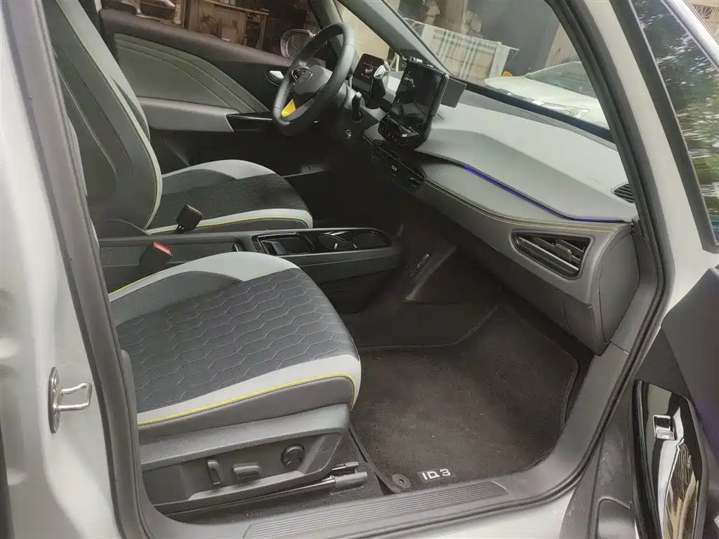 Volkswagen ID.3 2024 Ultimate Intelligence Edition фото 21