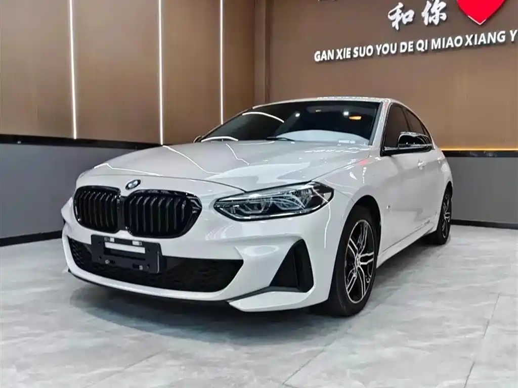 BMW 1 Series 2021 120i M Sport Shadow Edition