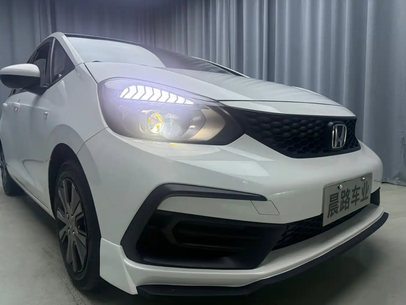 Honda Fit 2023 2022 1.5L CVT Trend Sunroof Edition