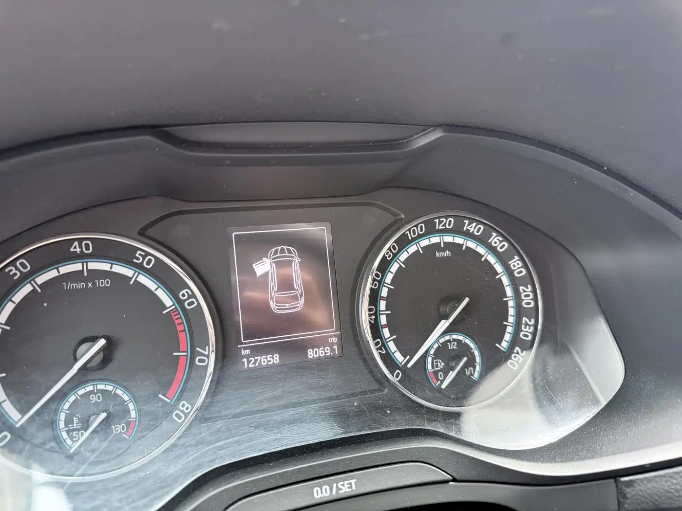 Škoda Karoq 2019 TSI280 Smart Drive Luxury Edition China V фото 12
