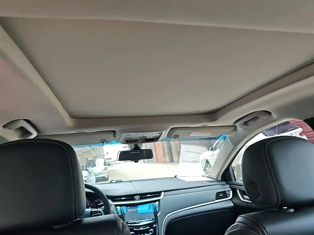 Cadillac XTS 2018 28T Technology фото 18