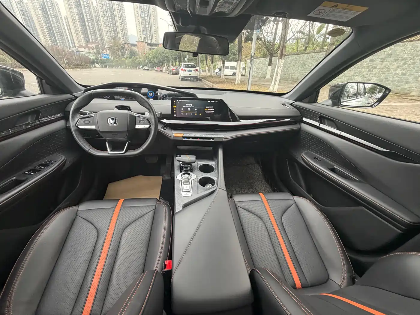 CHANGAN UNI-V