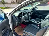 Фото 4 - Honda Vezel