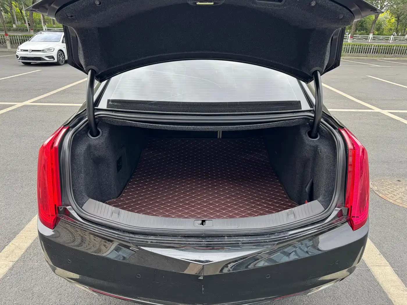 Cadillac XTS 2014 2014 36S Platinum Edition