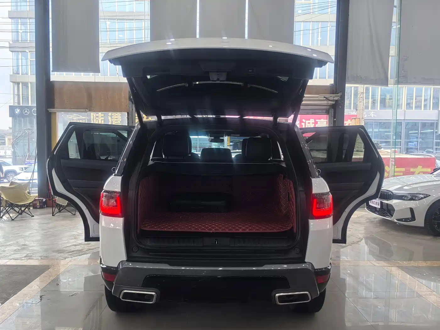 Land Rover Range Rover Sport PHEV 2018 Model P400e фото 21