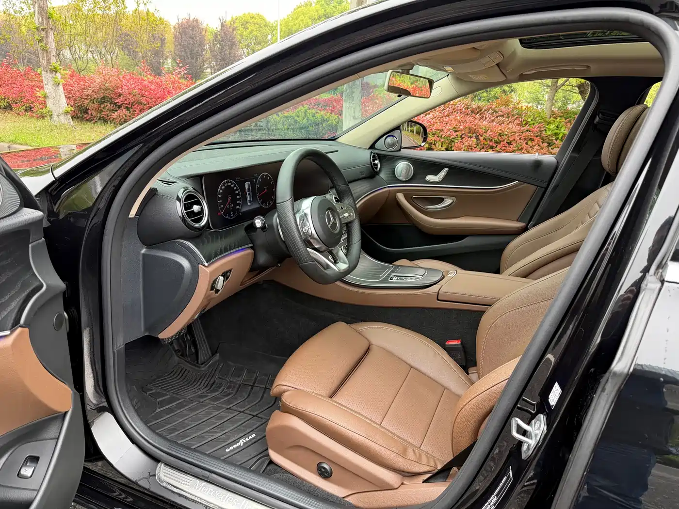 Mercedes-Benz E-Class 2019 E 200 L Sport фото 7