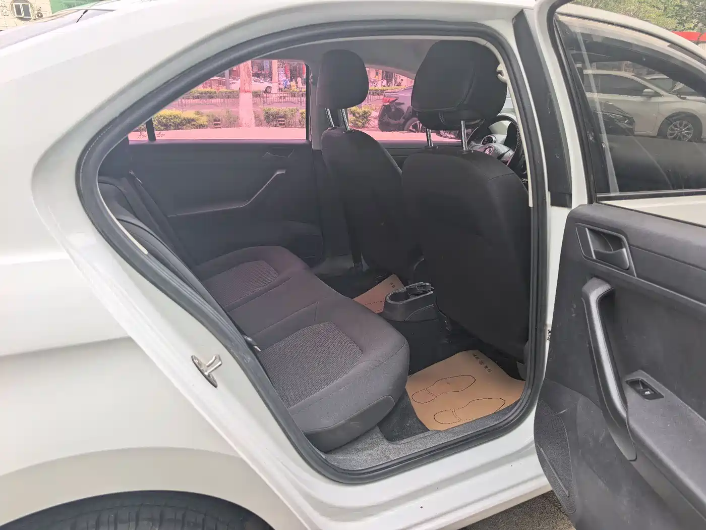 Volkswagen Jetta 2017 1.4L Manual Fashion фото 15