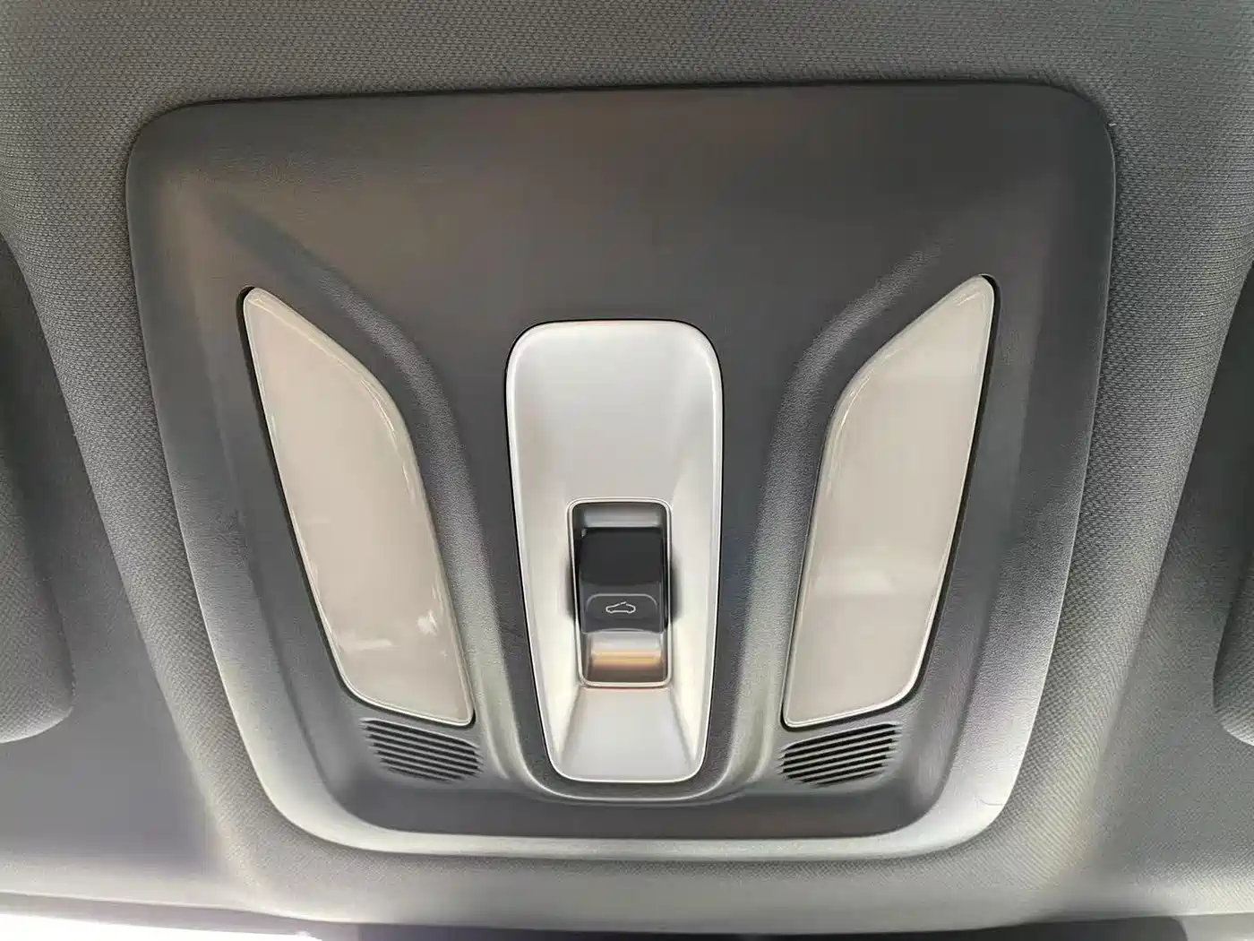 Changan UNI-V 2025 2025 1.5T 500Bar Premium Model