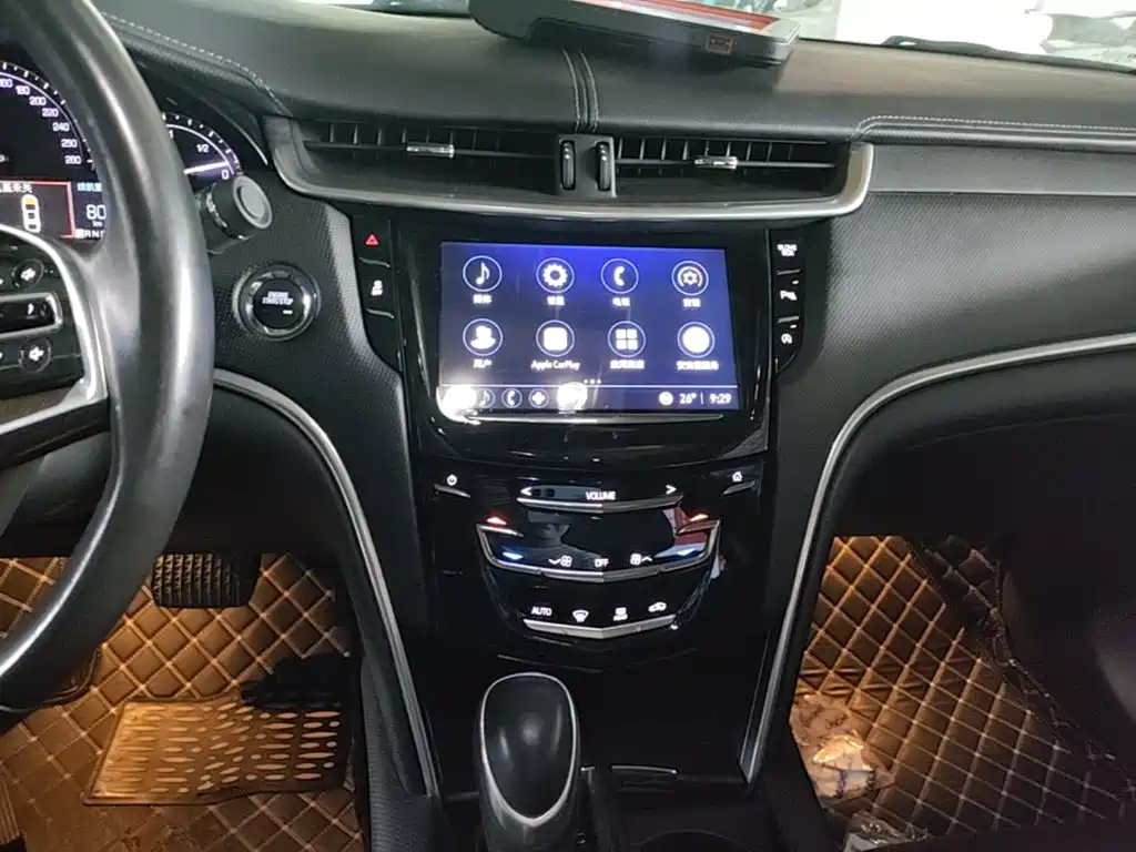 Photo 13 - Cadillac XTS