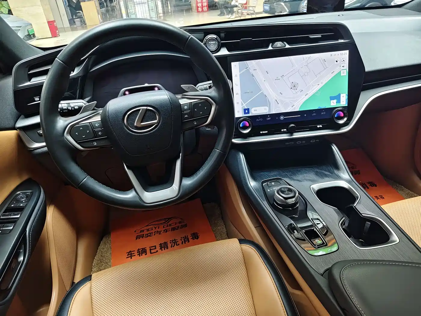 Lexus RZ 2023 450e 4WD Deluxe фото 19