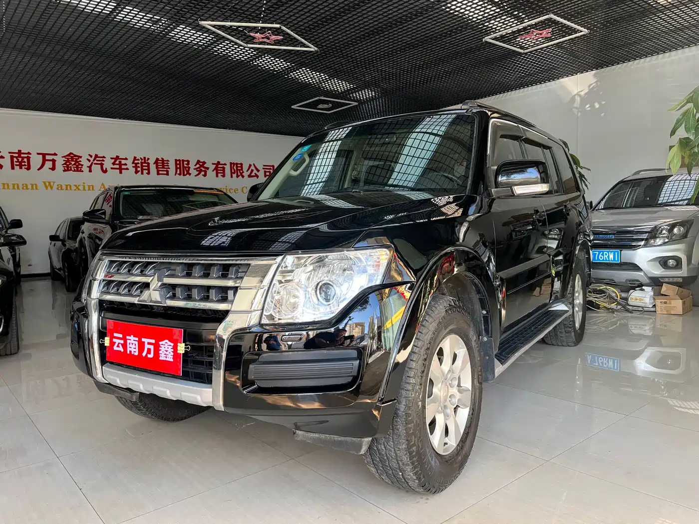 Mitsubishi Pajero (Import) 2015 3.0L Automatic Luxury Edition China V