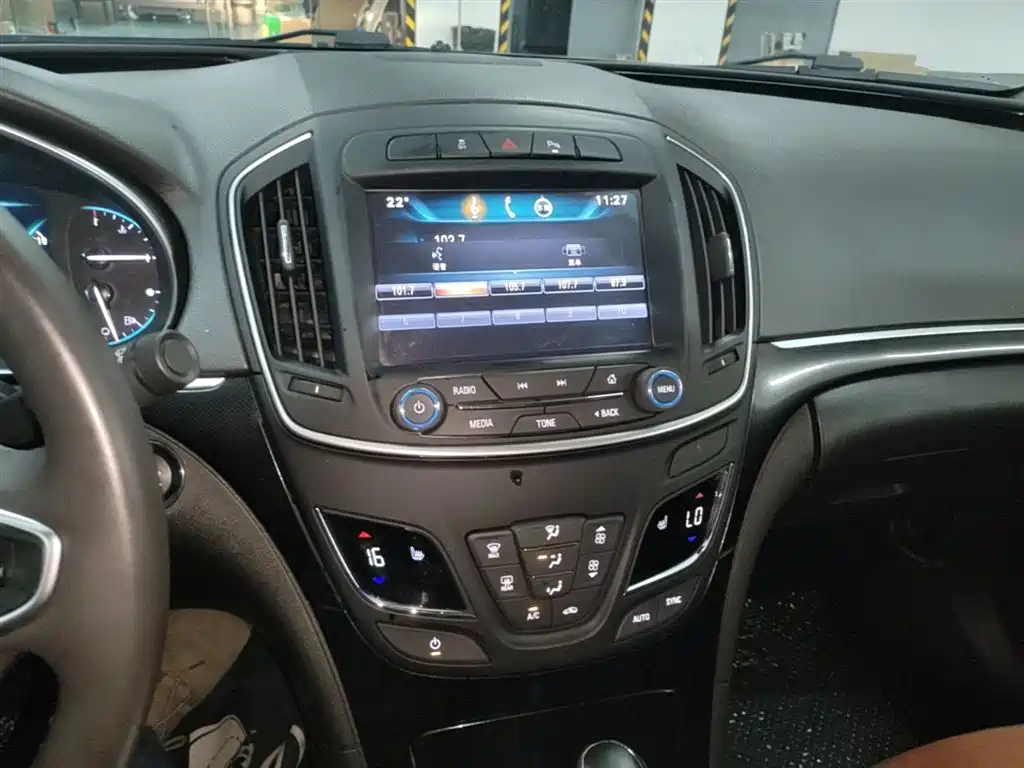 Buick Regal 2015 1.6T Elite Tech Edition фото 13