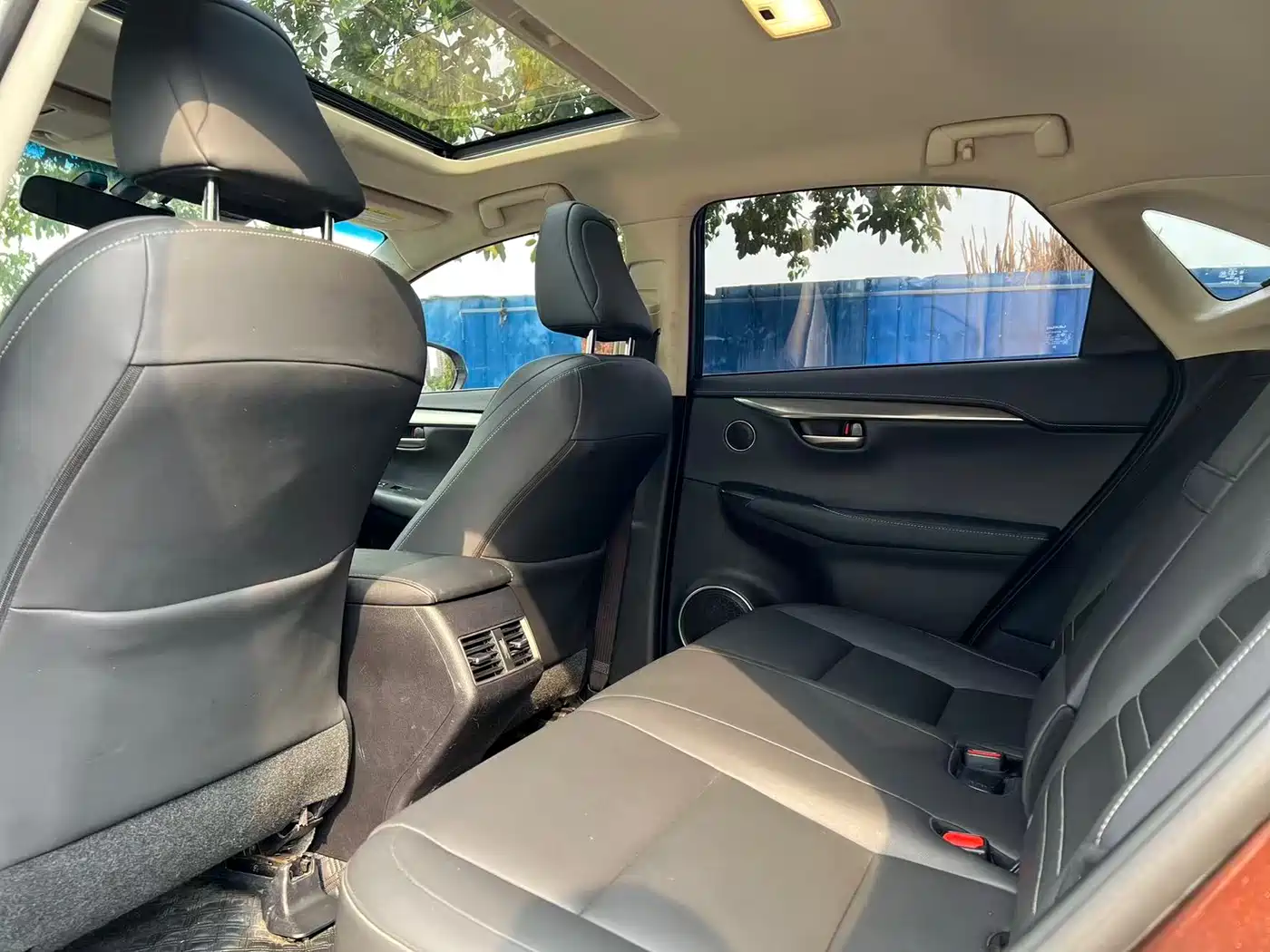 Lexus NX 2015 200t AWD F Sport фото 12