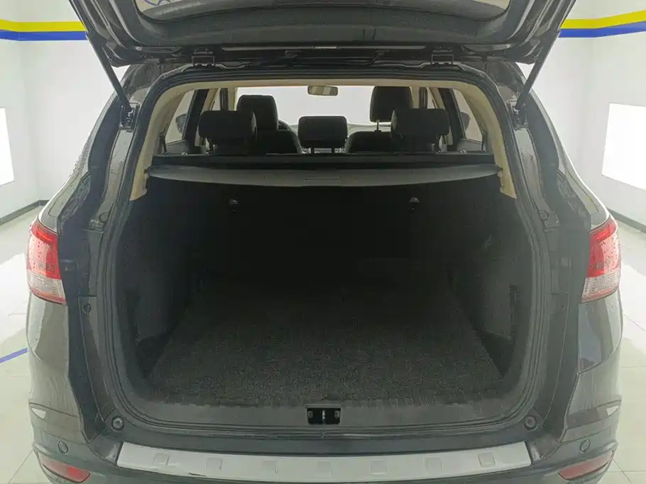Dongfeng Aeolus Dongfeng Fengshen AX7 2015 2015 2.0L Automatic Smart Joy