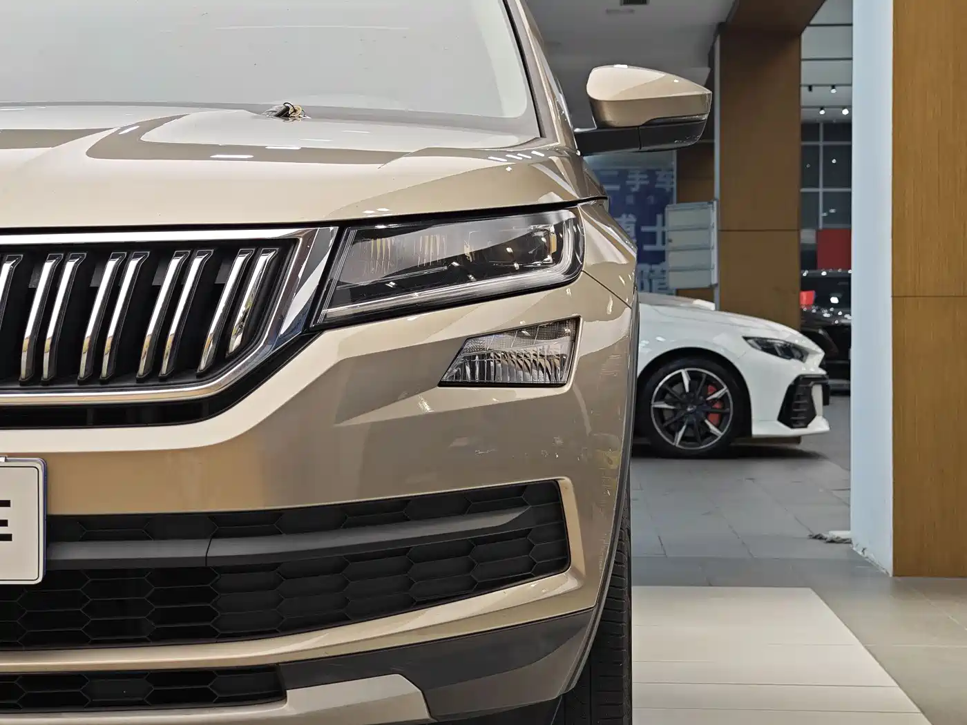 Škoda Kodiaq 2017 TSI330 7-seater 2WD Luxury Edition фото 2