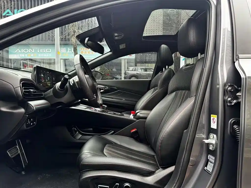 GAC Trumpchi Trumpchi Emkoo 2021 270T DCT J16 Edition фото 5
