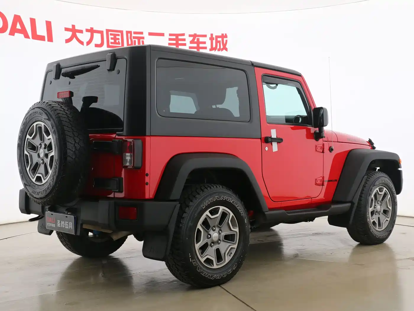 Фото 11 - Jeep Wrangler