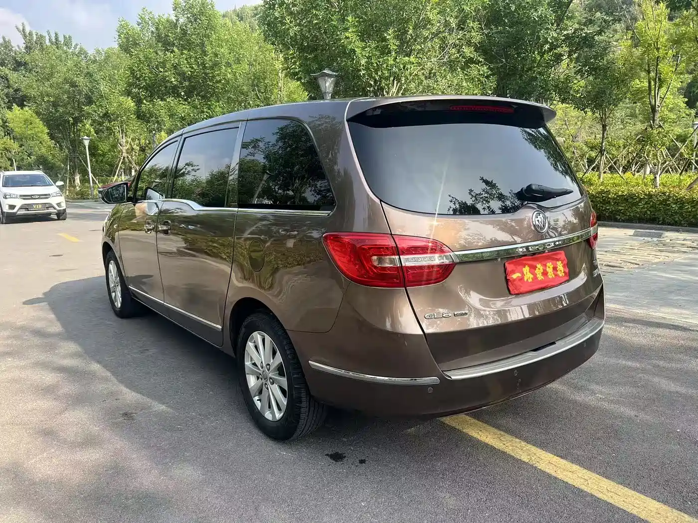Buick GL8 2018 28T Luxury Model China VI фото 5