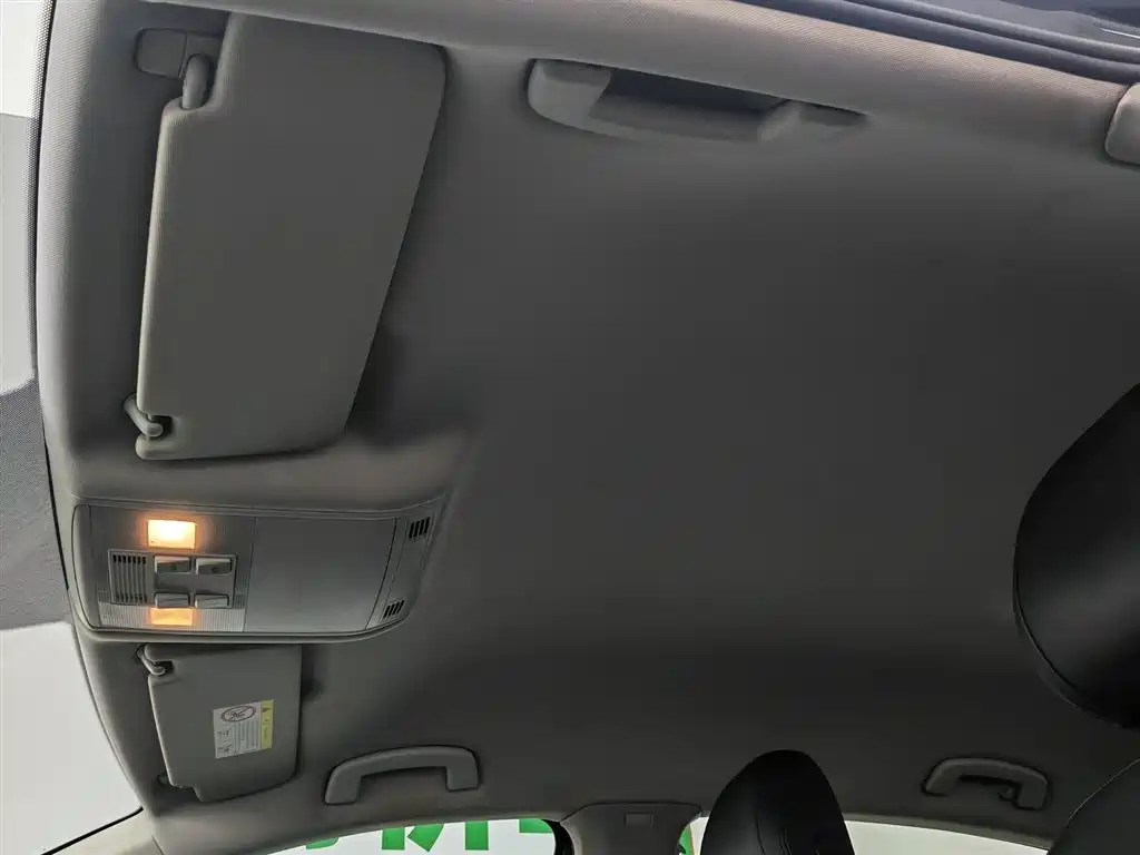 Volkswagen Magotan 2018 280TSI DSG Comfort фото 14