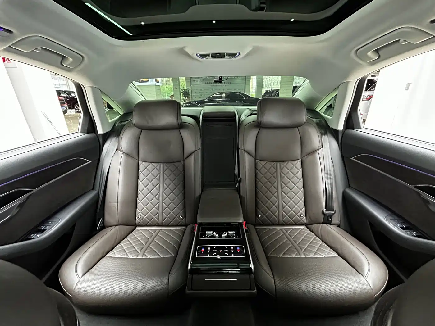 Audi A8, миниатюра 25