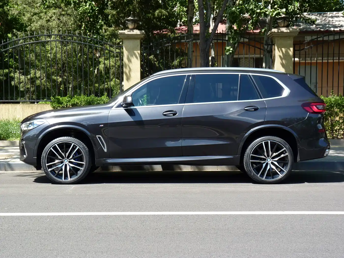 BMW X5 2022 Facelift xDrive 40Li Premium M Sport Package фото 3