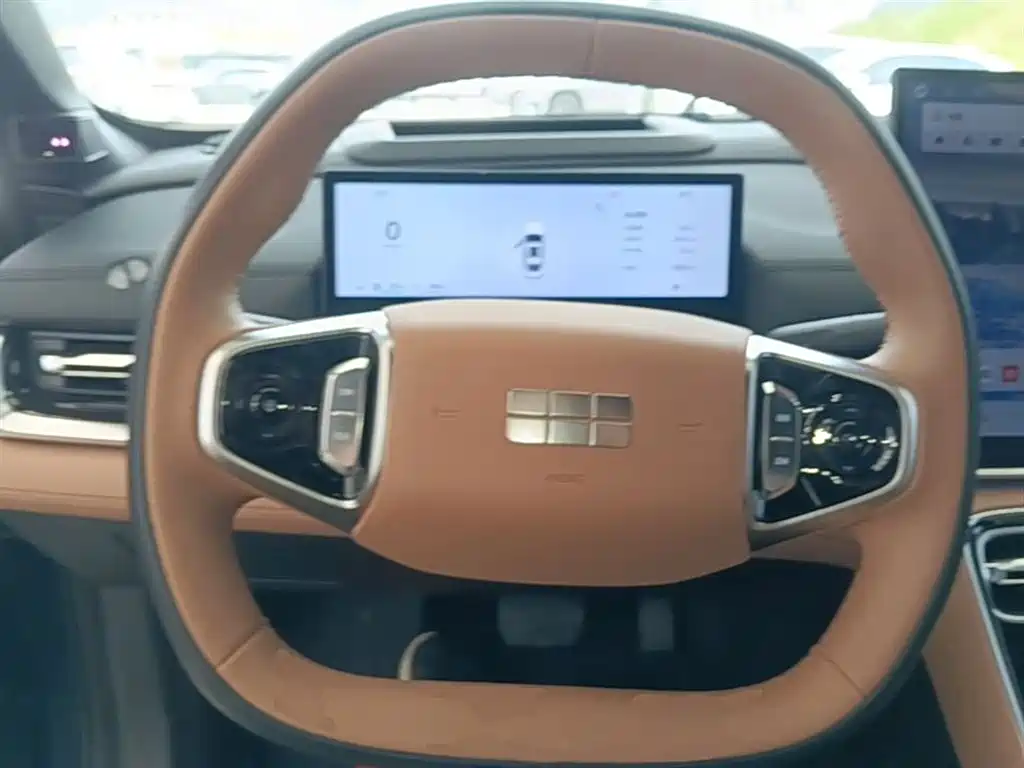 Geely Galaxy Galaxy A7 2025 EM-i 150km Premium Edition фото 11