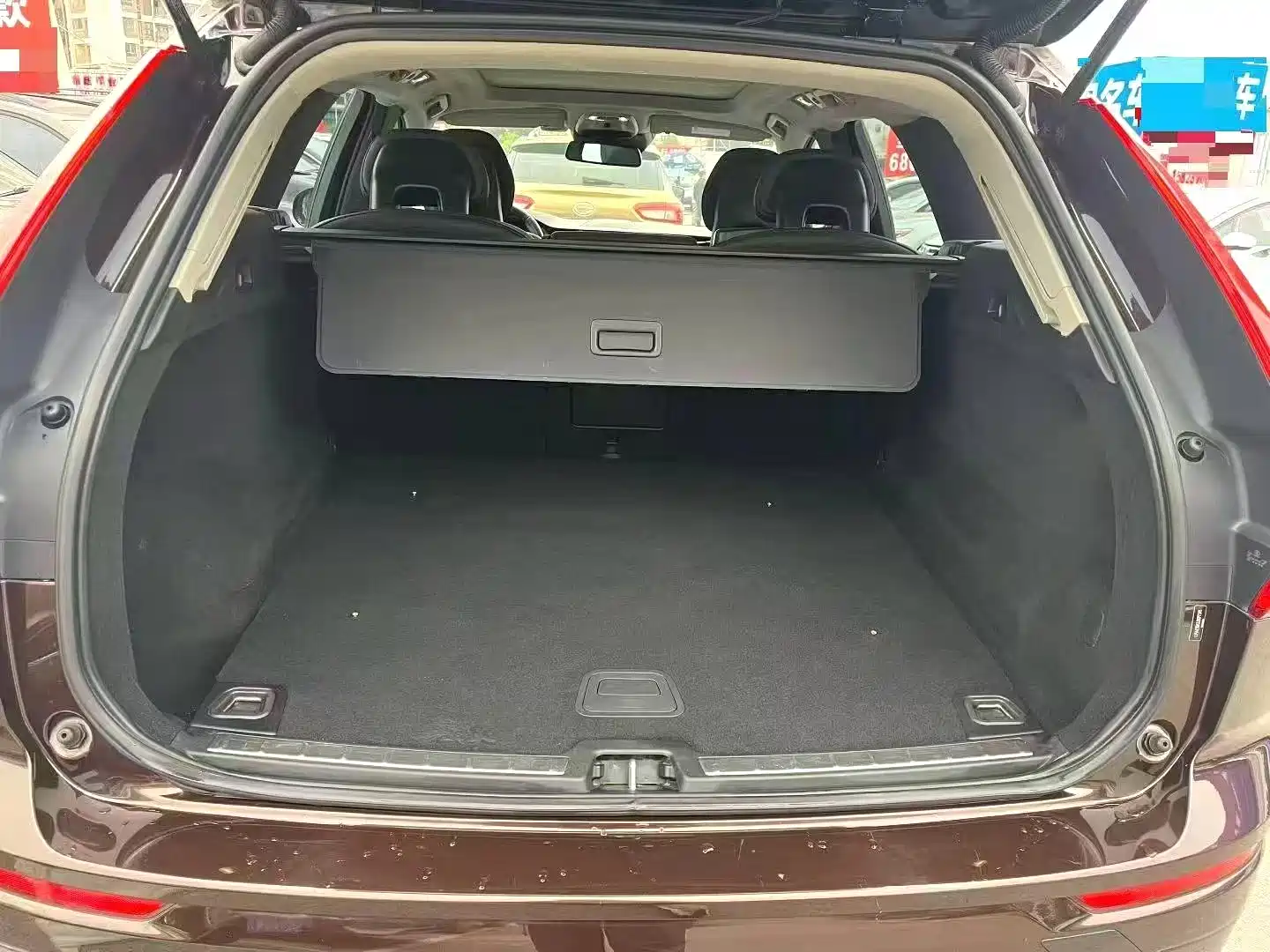 Photo 7 - Volvo XC60