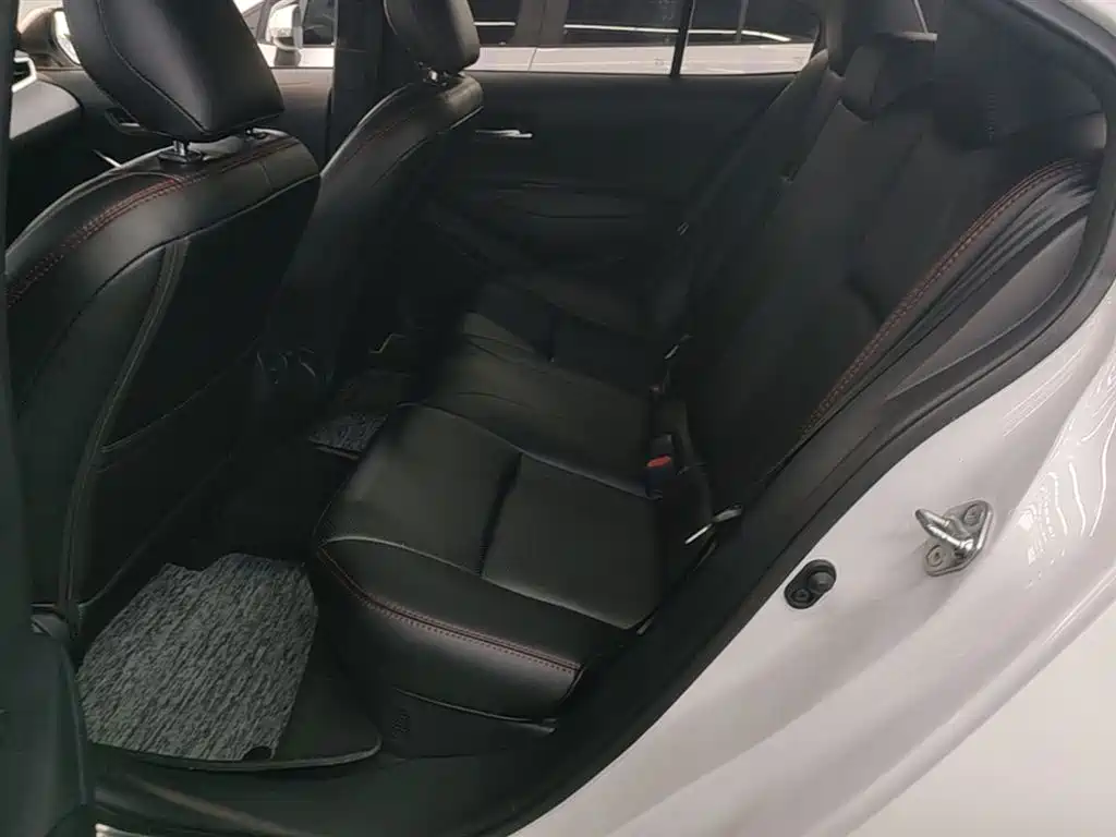 Toyota Corolla 2023 1.8L Smart Hybrid Dual Engine Pioneer Edition фото 17