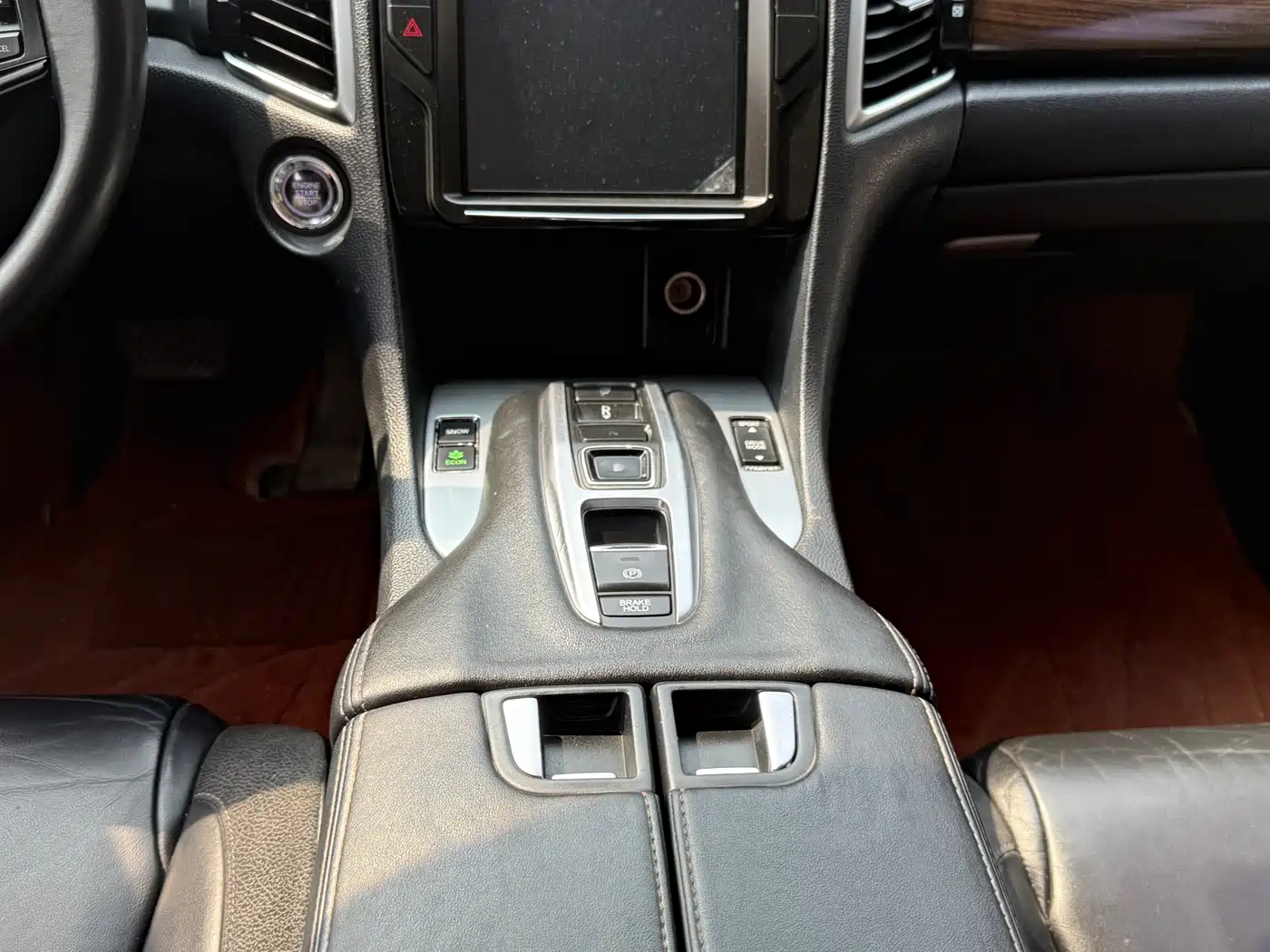 Фото 9 - Honda Avancier