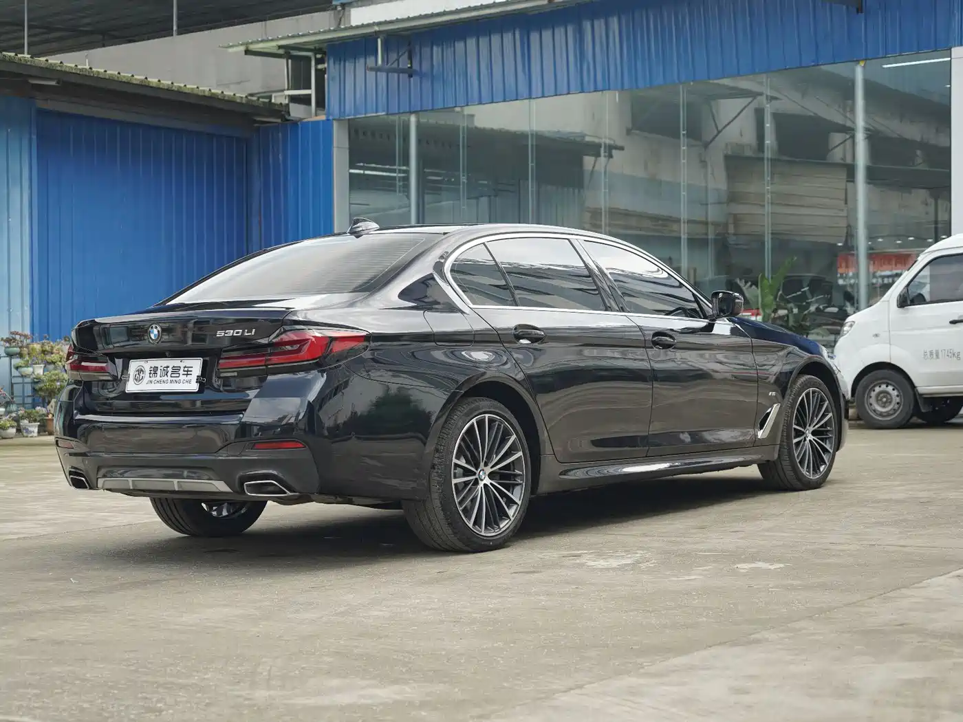BMW 5 Series 2023 Facelift 530Li Leading M Sport Package фото 11