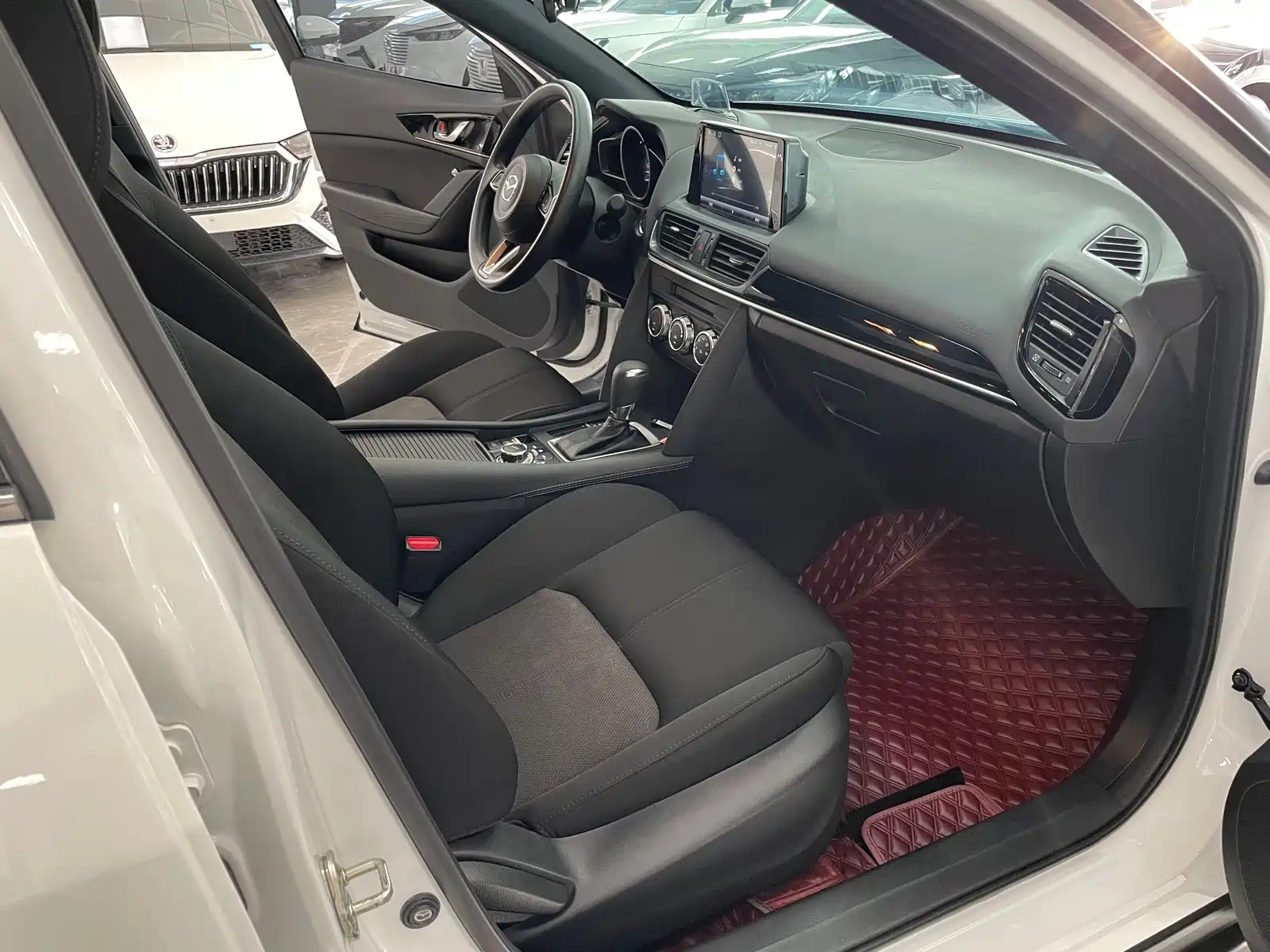 Фото 7 - Mazda CX-4