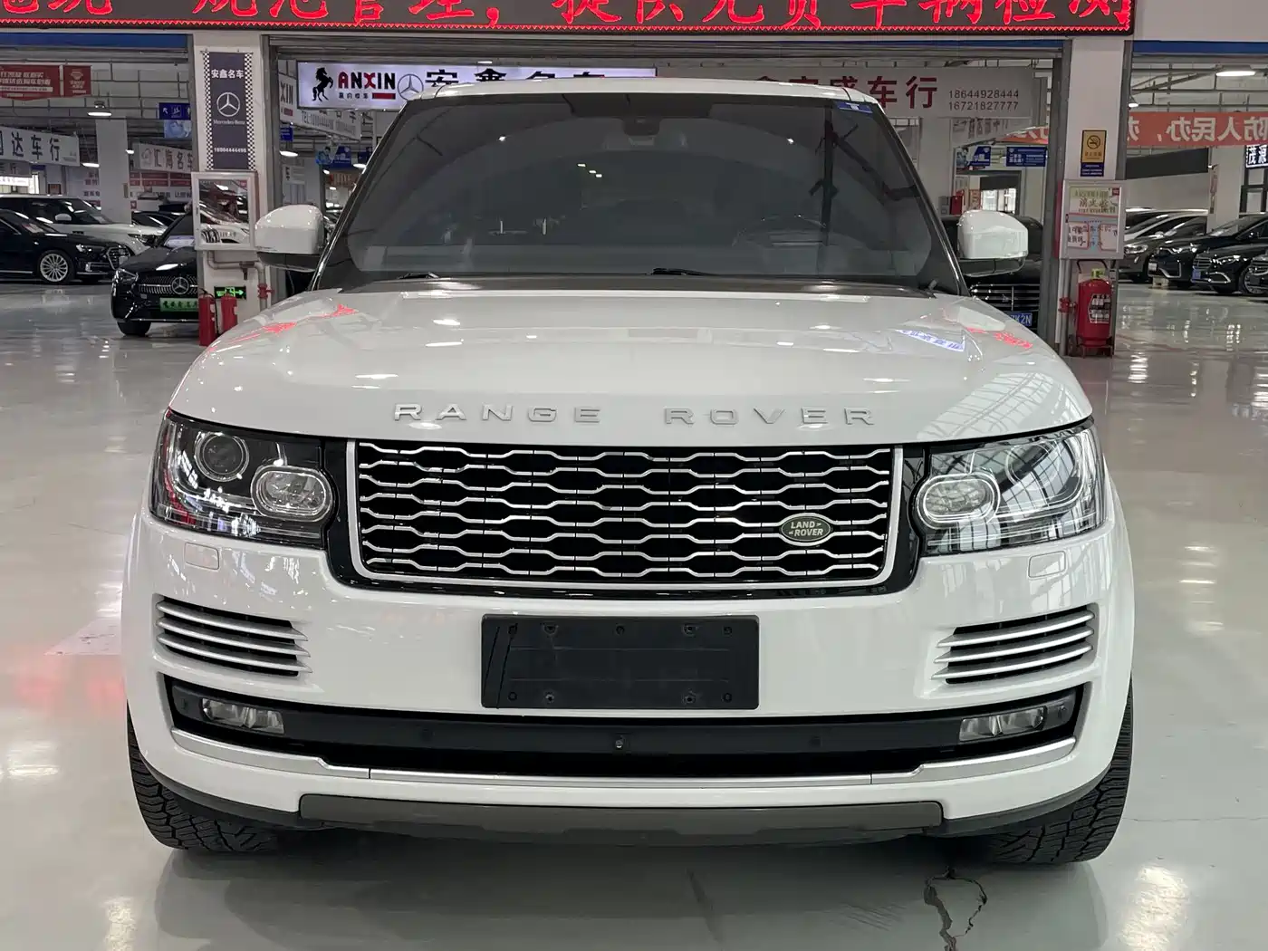 Land Rover Range Rover 2015 3.0 SC V6 Vogue фото 2