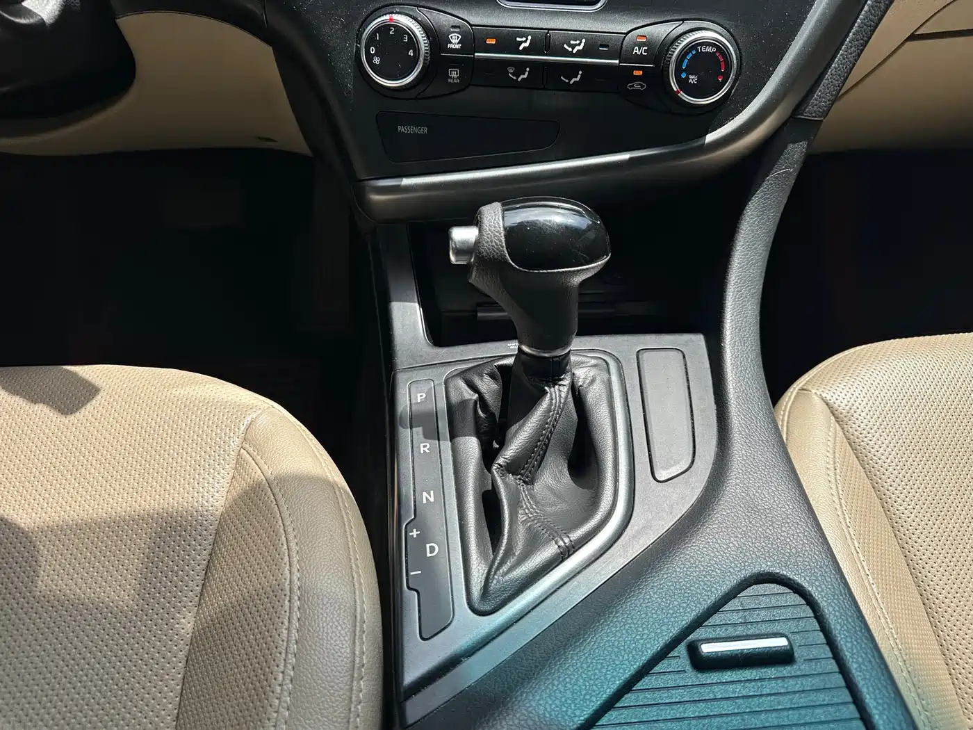 Kia K5 2015 2.0L Automatic GL фото 10