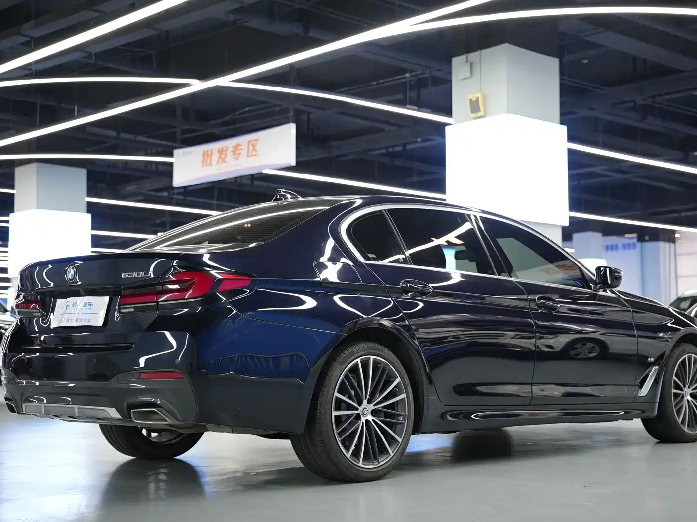 BMW 5 Series 2022 Facelift 530Li Leading M Sport Package фото 21