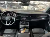Фото 18 - Audi Q8