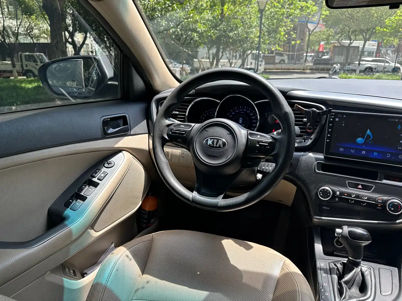 Kia K5 2015 2.0L Automatic GL фото 12
