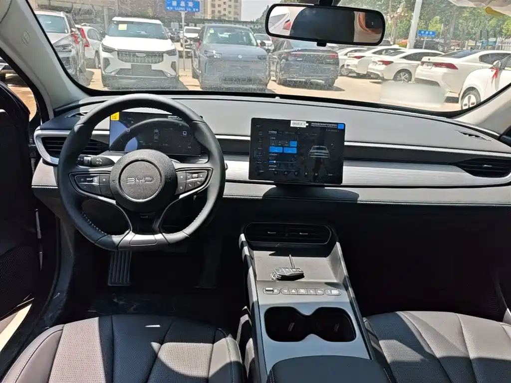 BYD Hai Bao 05 DM-i 2026 2026 DM-i 128KM Luxury