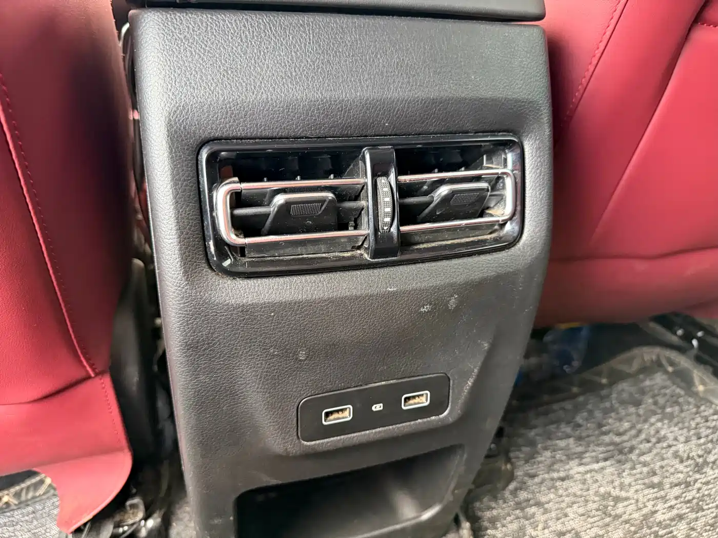 Jetour X70S 2022 2022 1.5T DCT Freedom Edition 7-Seater