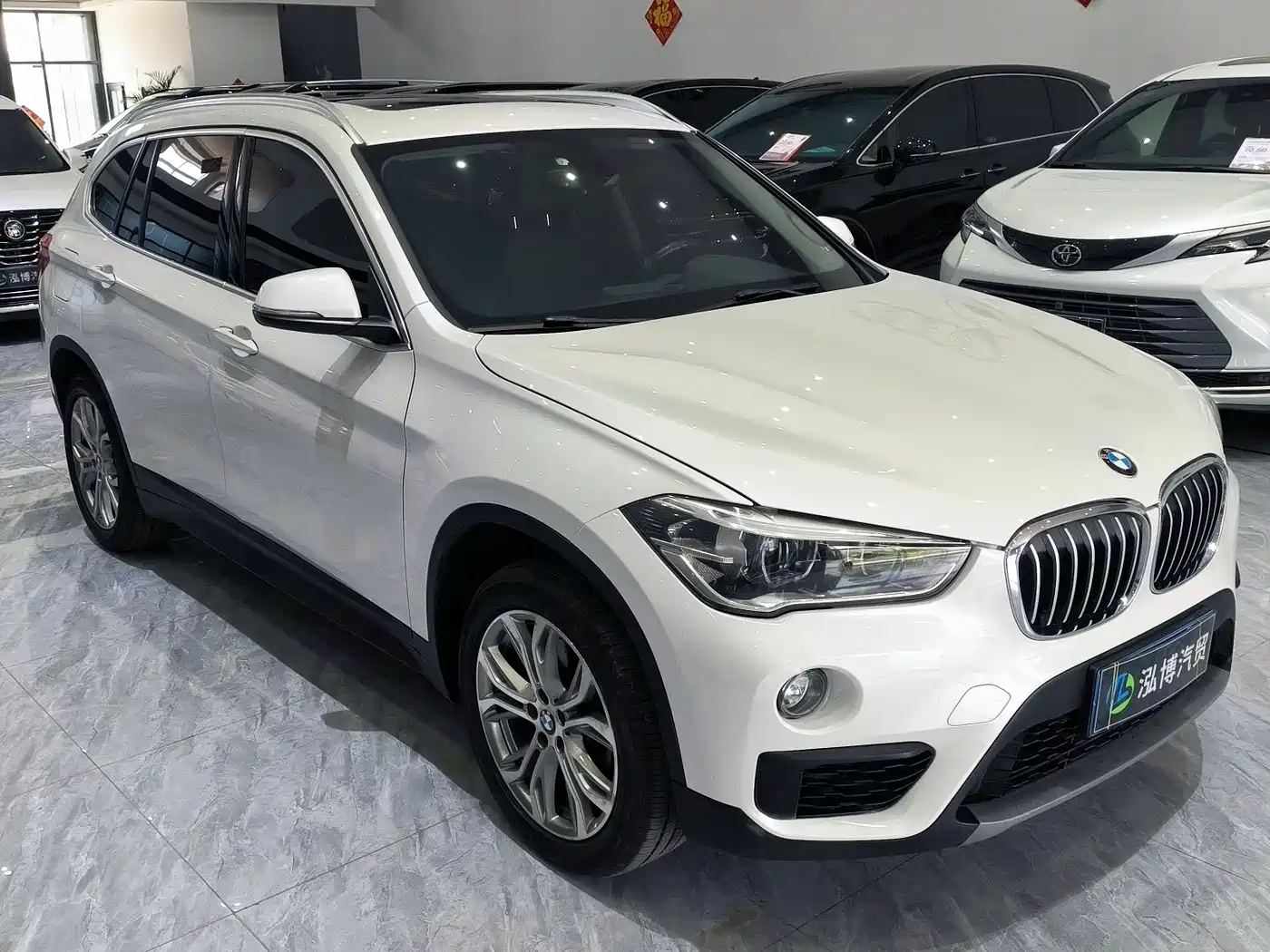 BMW X1 2018 sDrive20Li Leading Model фото 3