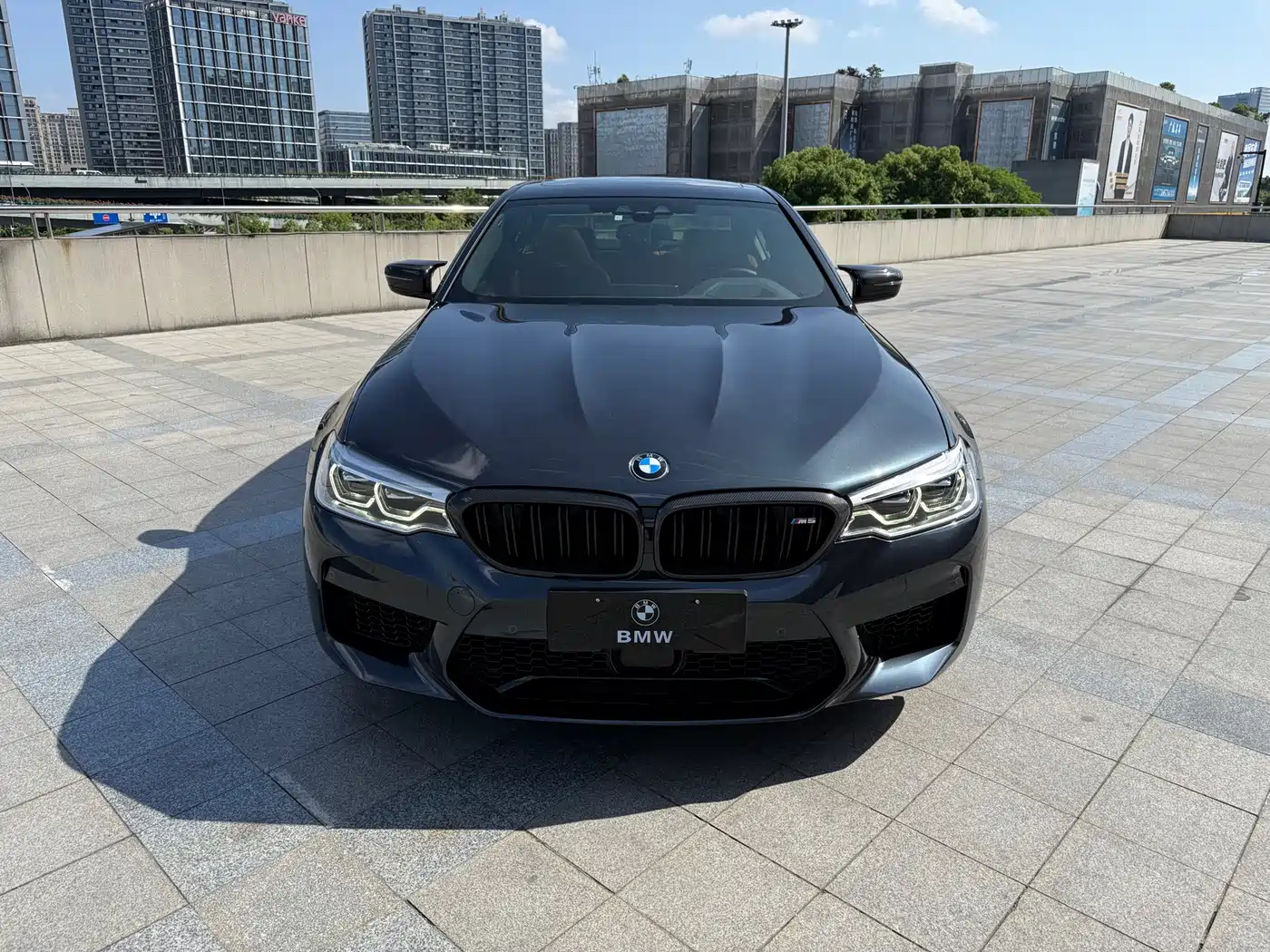 BMW M5 2018 M5 фото 2
