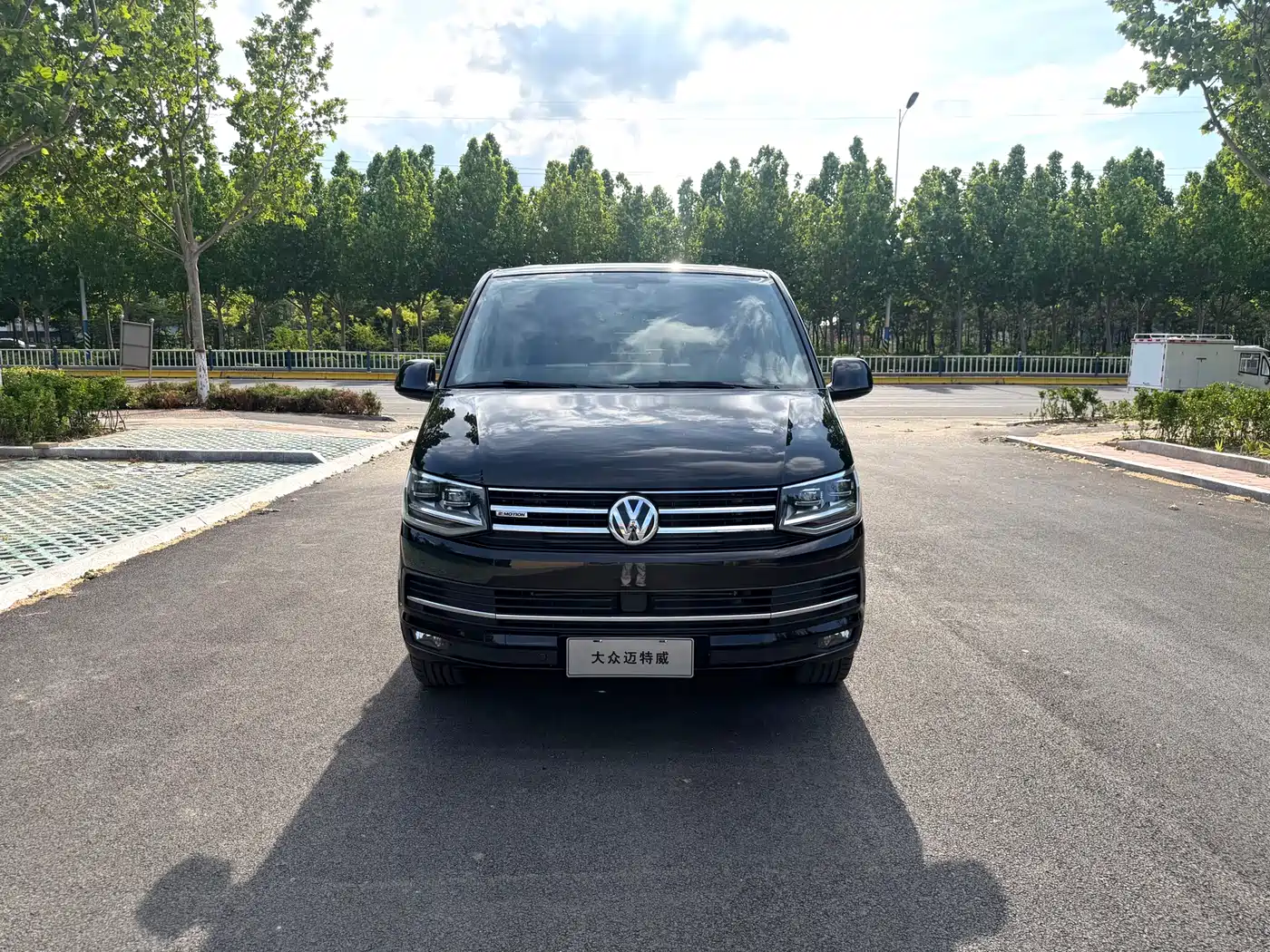 Volkswagen Multivan 2017 2017 2.0TSI AWD Premium Edition 7-Seater