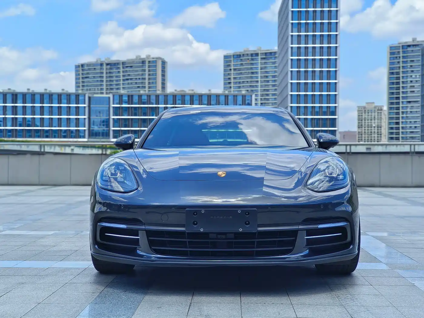 Porsche Panamera 2017 Panamera 4 Executive Long Wheelbase 3.0T фото 2