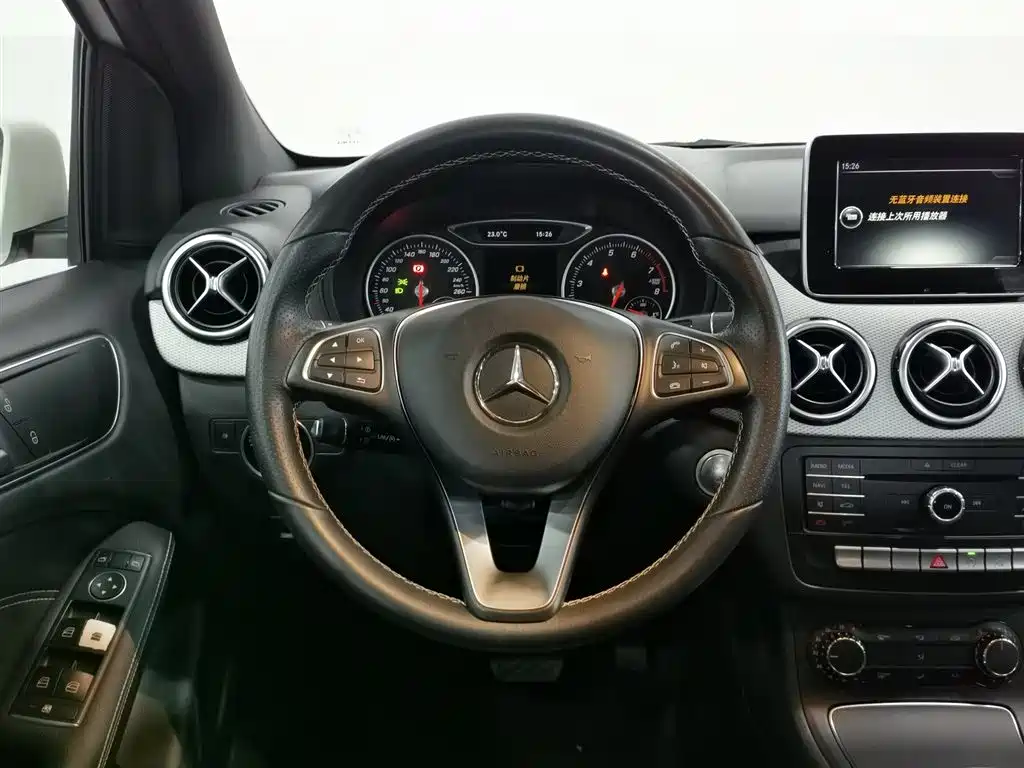 Mercedes-Benz B-Class 2015 B 200 Dynamic фото 11