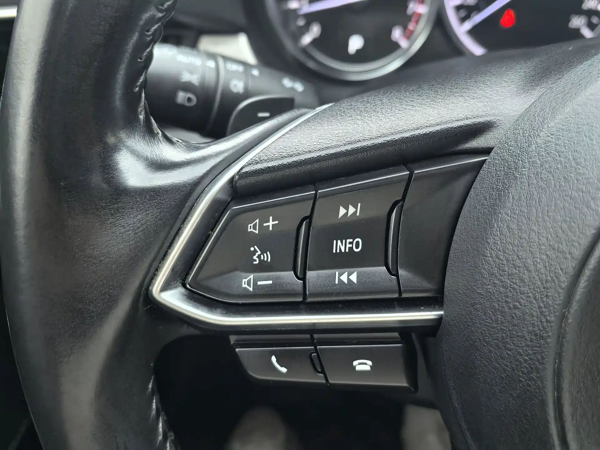 Photo 17 - Mazda Atenza
