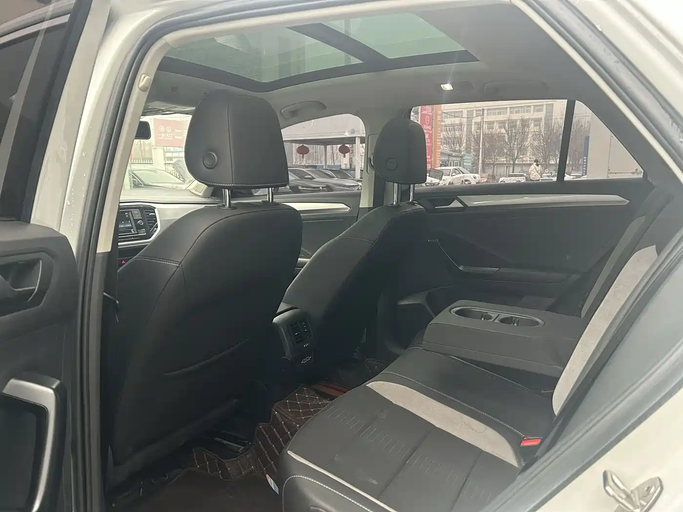 Volkswagen T-ROC 2021 280TSI DSG 2WD Elite Connected фото 6