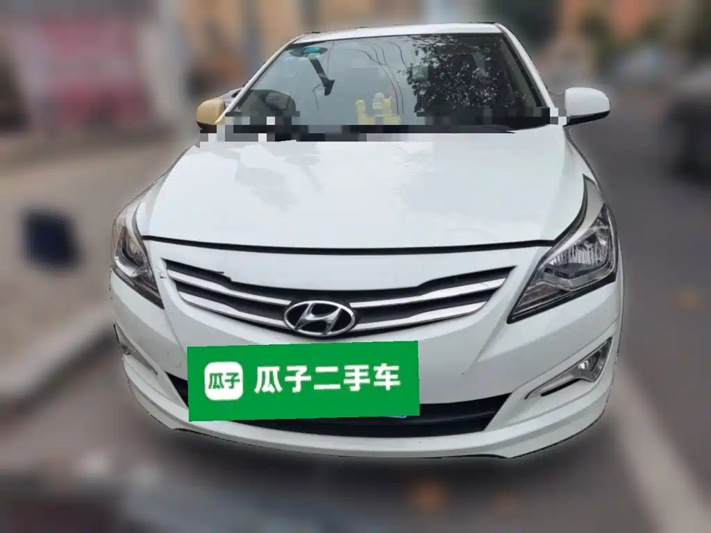 صورة 23 - Hyundai Verna