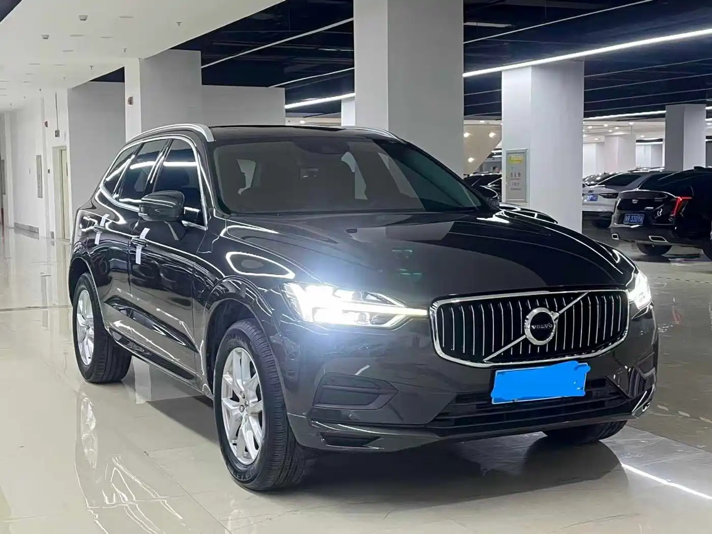 Фото 3 - Volvo XC60