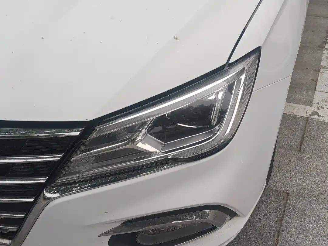 ROEWE I5