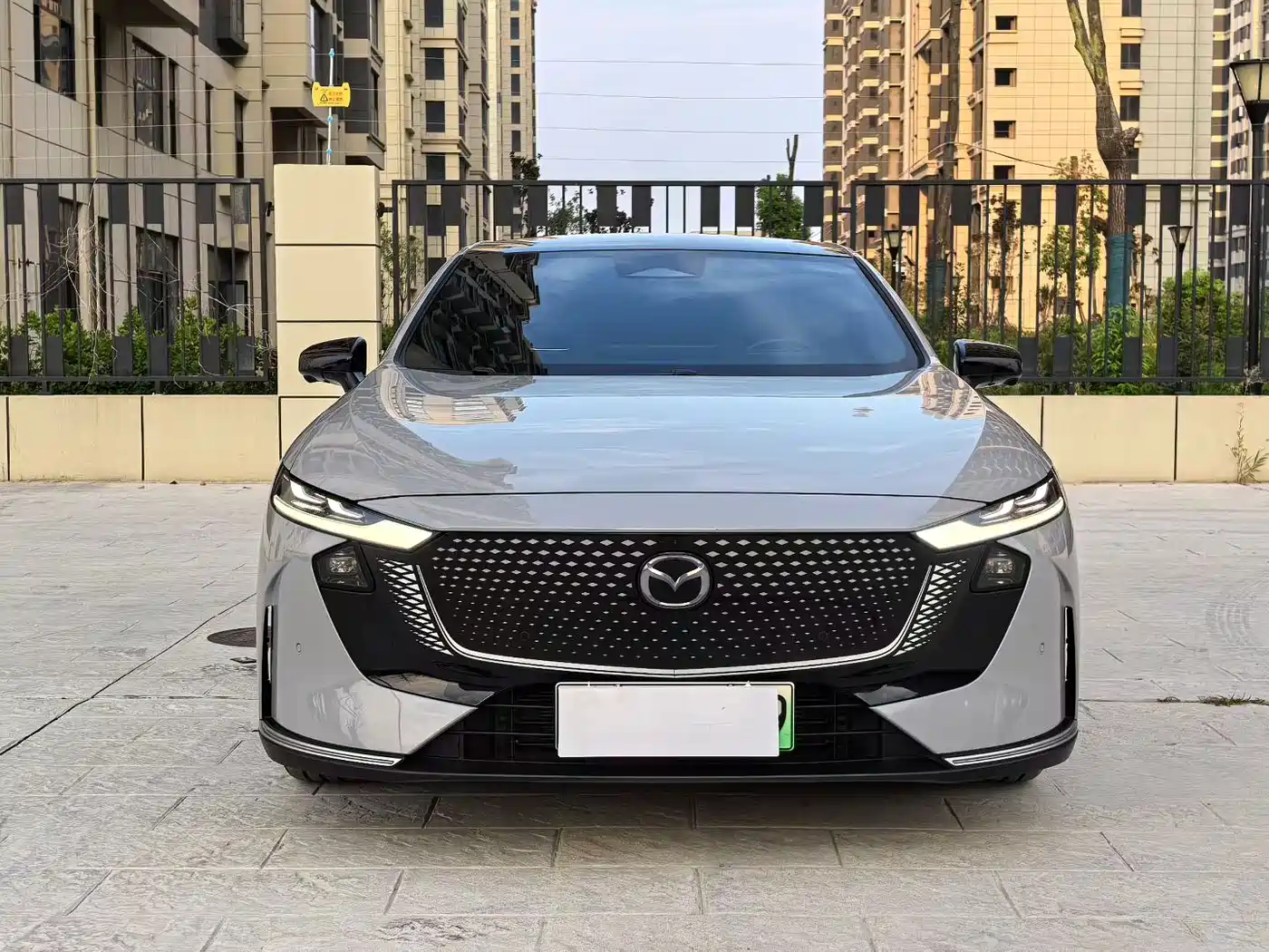 2024 Mazda EZ-6